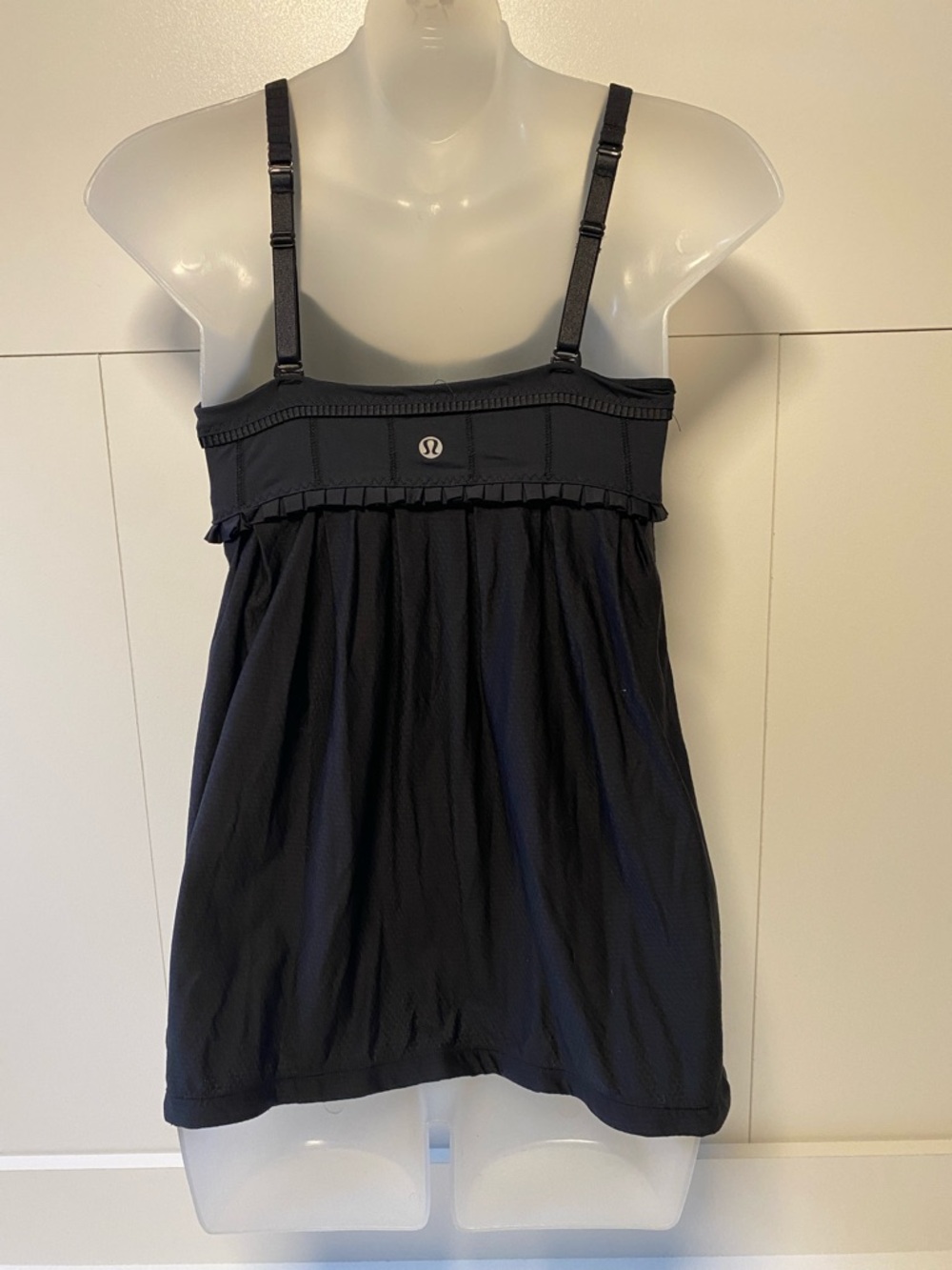 lululemon athletica Black Ruffle-Trim Tank Top - Women - Picture 3 of 5